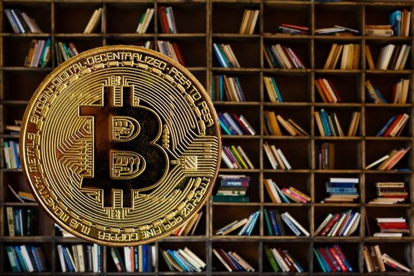 5 Books to Learn About Blockchain